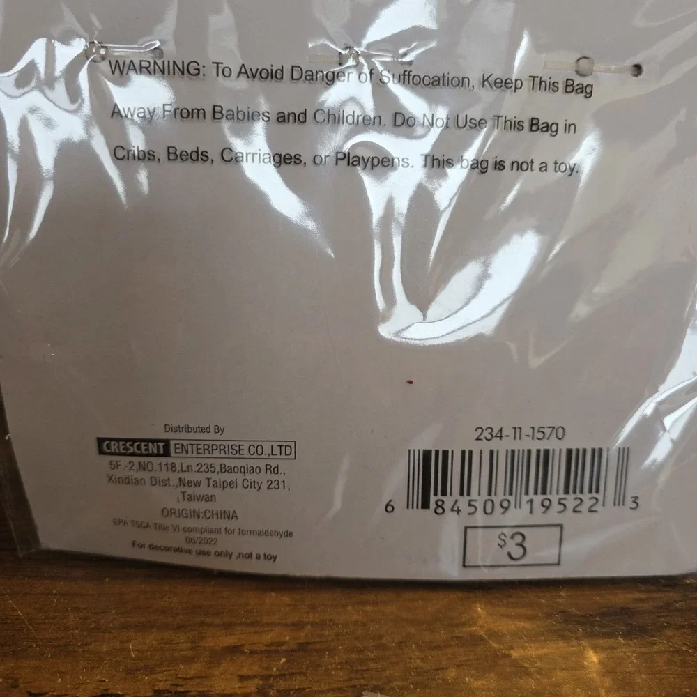 BRAND NEW Wood‎ Floral Stems 6 Ct Per Package Crafts Decor